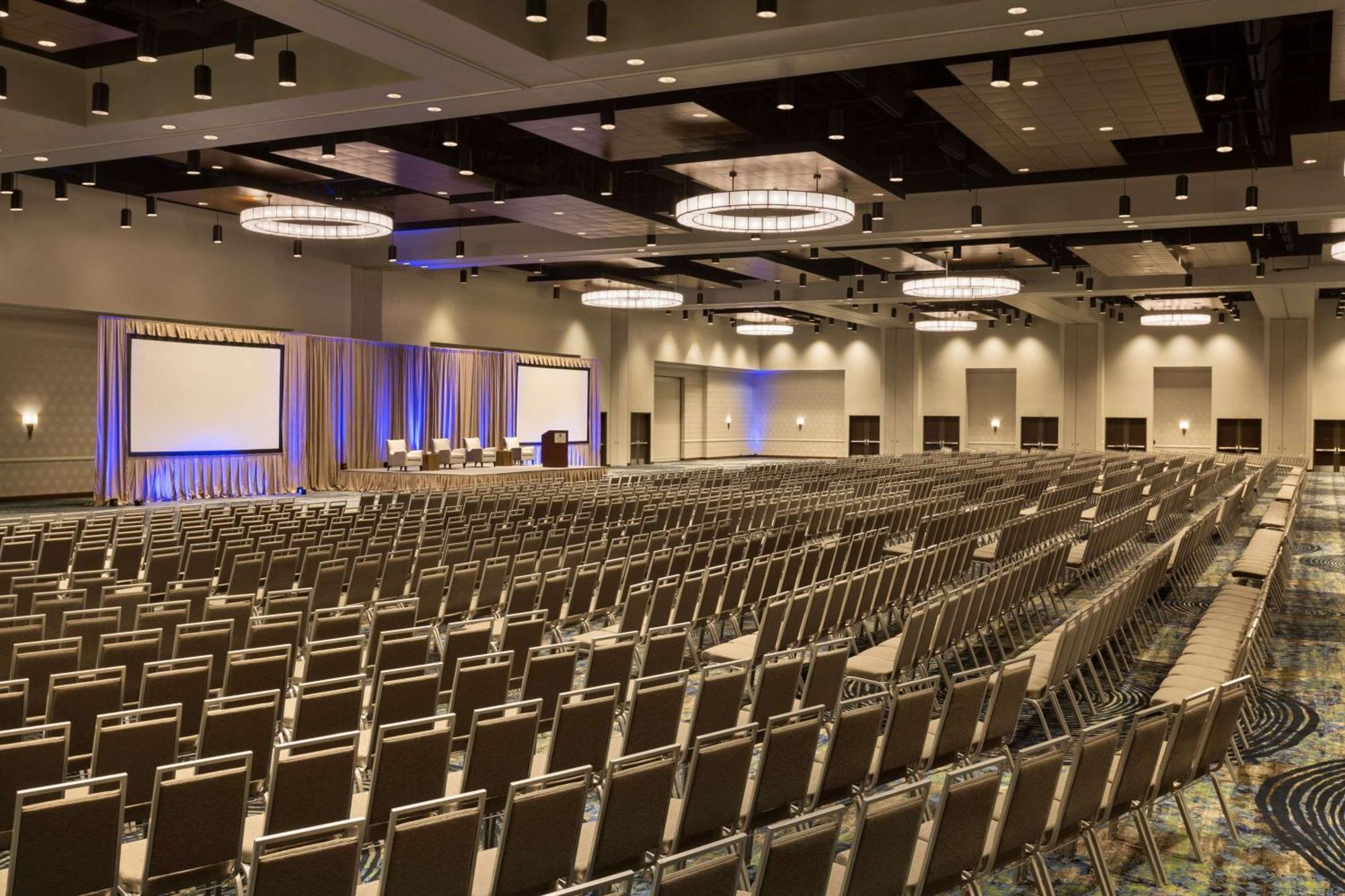 Embassy Suites By Hilton Denton Convention Center Extérieur photo