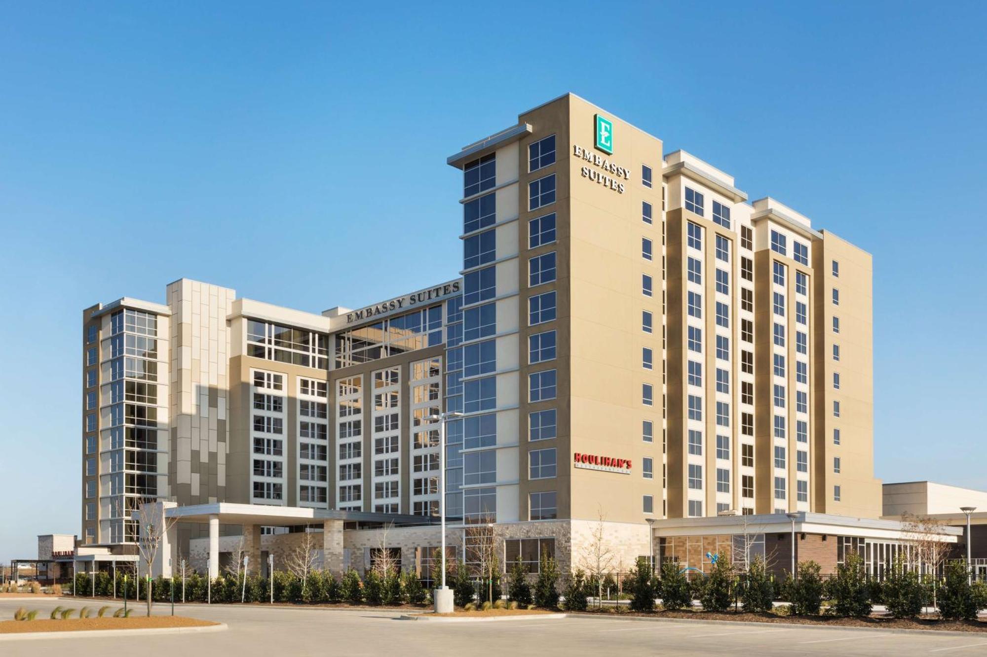 Embassy Suites By Hilton Denton Convention Center Extérieur photo